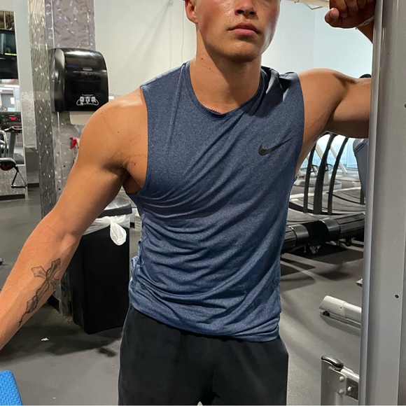 NIKE PRO MEN TEAM UNIFORM TANK TOP SHIRT SLEEVELESS BV5629 DRI FIT SLIM ATHLETE - Picture 12 of 16